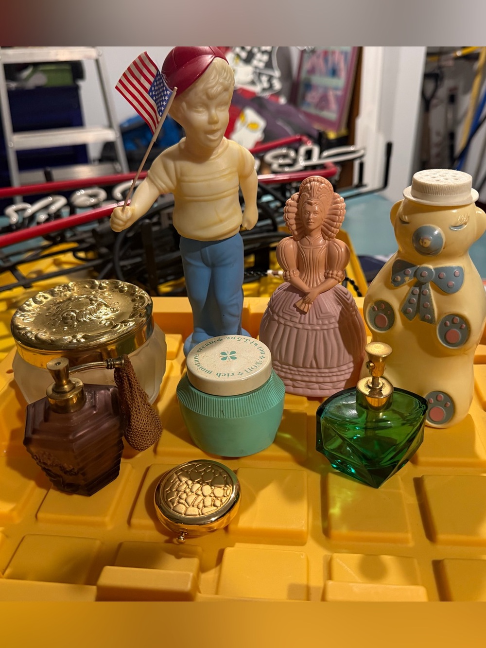 Vintage Mixed Vanity Collectible Lot - quick list